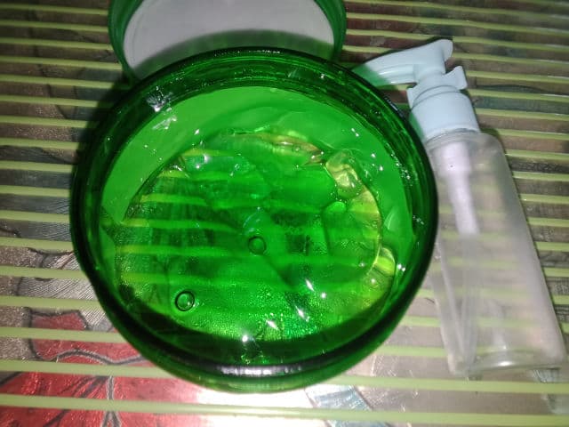 Naturals by Watsons Aloe Vera Soothing Gel review photo by GraceC