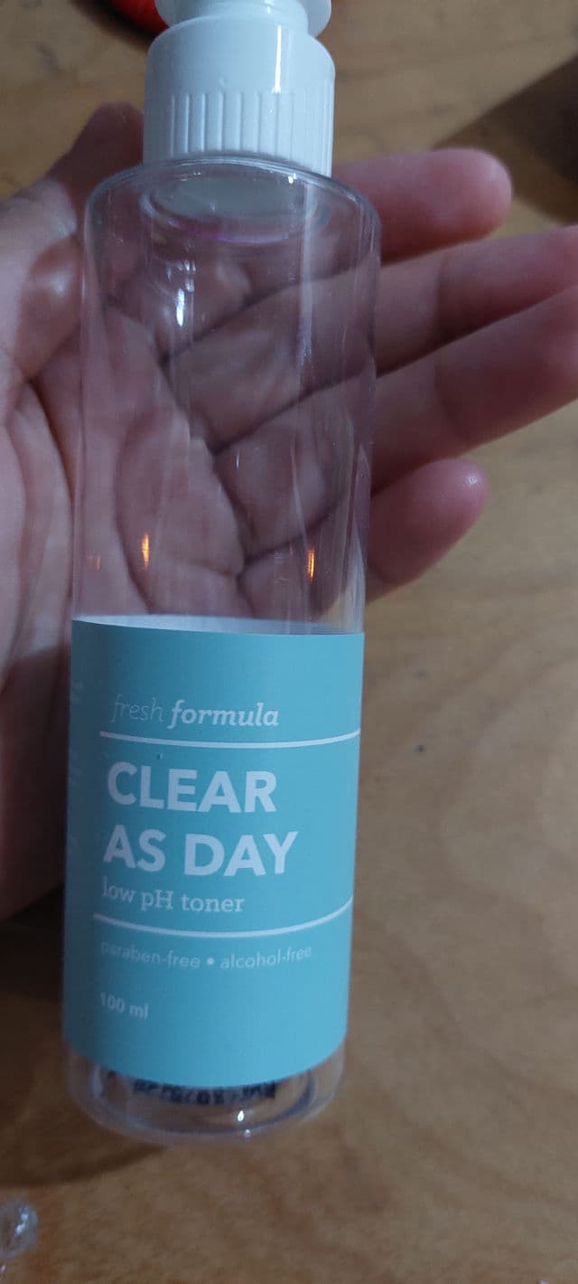 Fresh Formula The Daily Grind Low pH - Clear As Day Low pH Toner review photo by Gray17