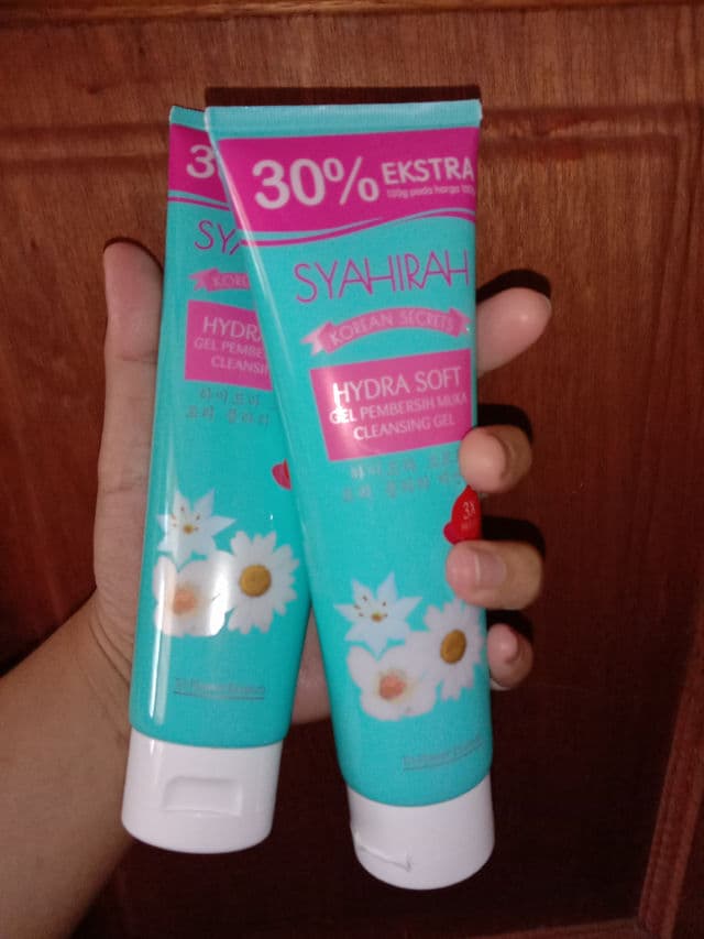 Syahirah Korean Secrets Hydra Soft Cleansing Gel review photo by HananAdzman