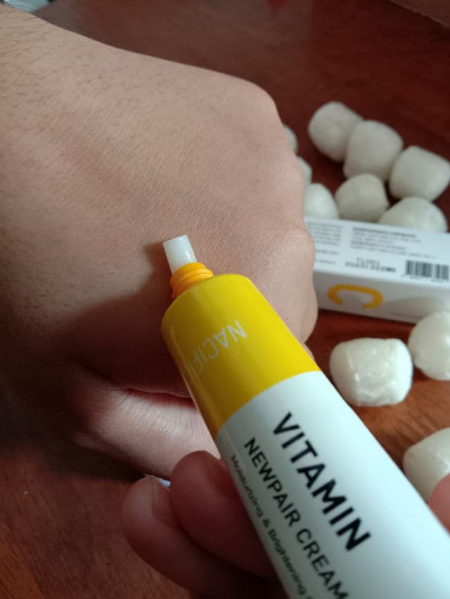 Nacific Vitamin C Newpair Cream review photo by HananAdzman