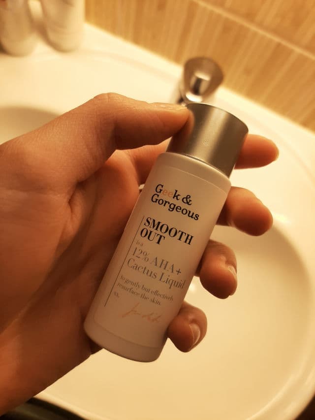 Geek & Gorgeous Smooth Out 12% AHA review photo by HVivi