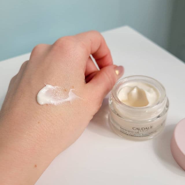 Caudalie Paris Resveratrol-Lift Firming Cashmere Cream  review photo by HelgaAv