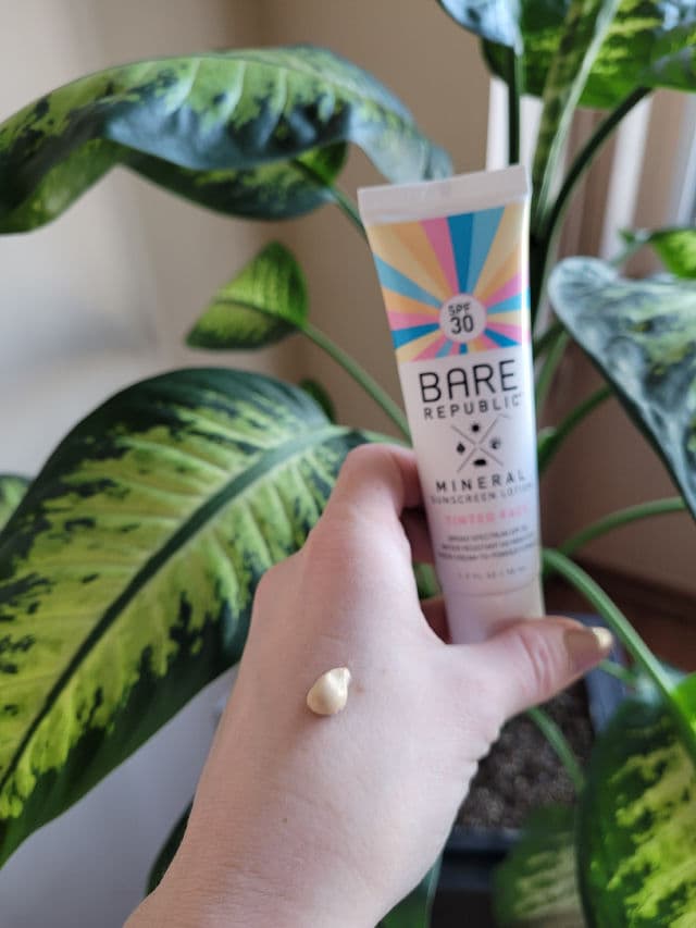 Bare Republic Mineral Sunscreen Lotion - Tinted Face review photo by HelgaAv