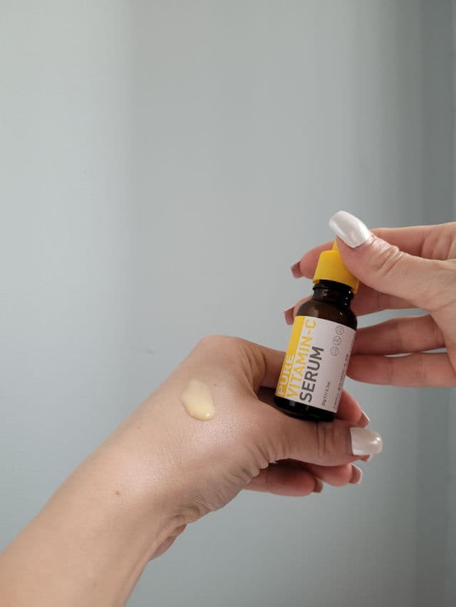 SKINMISO Pure Vitamin-C Serum review photo by HelgaAv