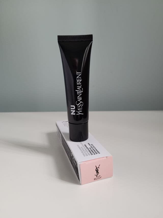 Yves Saint Laurent Nu Tone Corrector review photo by HelgaAv