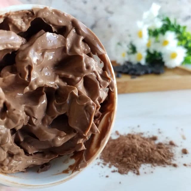 Herbal Dynamics Beauty Intense Detox® Cacao & Chamomile Clearing Clay Mask review photo by Hendrika01