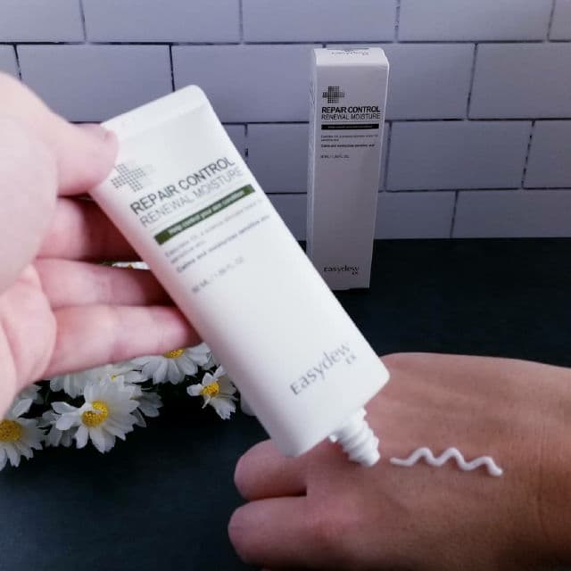 Easydew EX Repair Control Renewal Moisture review photo by Hendrika01