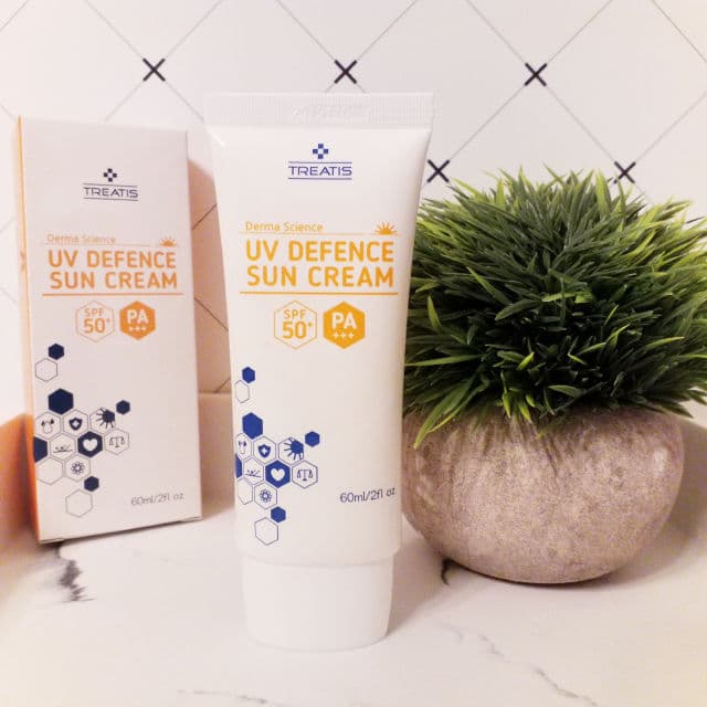 Treatis UV Defence Sun Cream SPF50+ review photo by Hendrika01