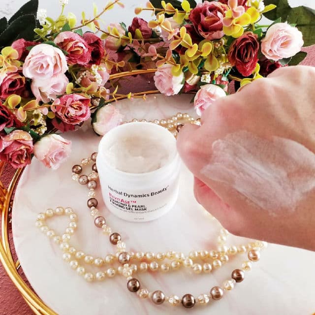 Herbal Dynamics Beauty RevitAge® Diamond & Pearl Firming Gel Mask review photo by Hendrika01
