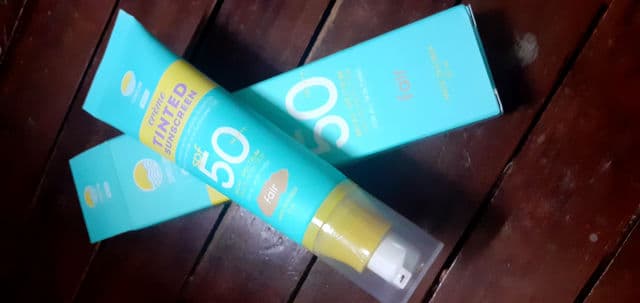 Fresh Skinlab Sunglow By Fresh Creme Tinted Sunscreen Fair Tint review photo by dskinn