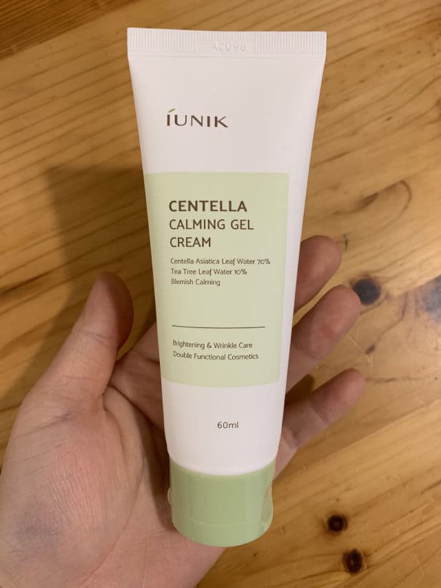 Iunik Centella Calming Gel Cream review photo by Herhumanist