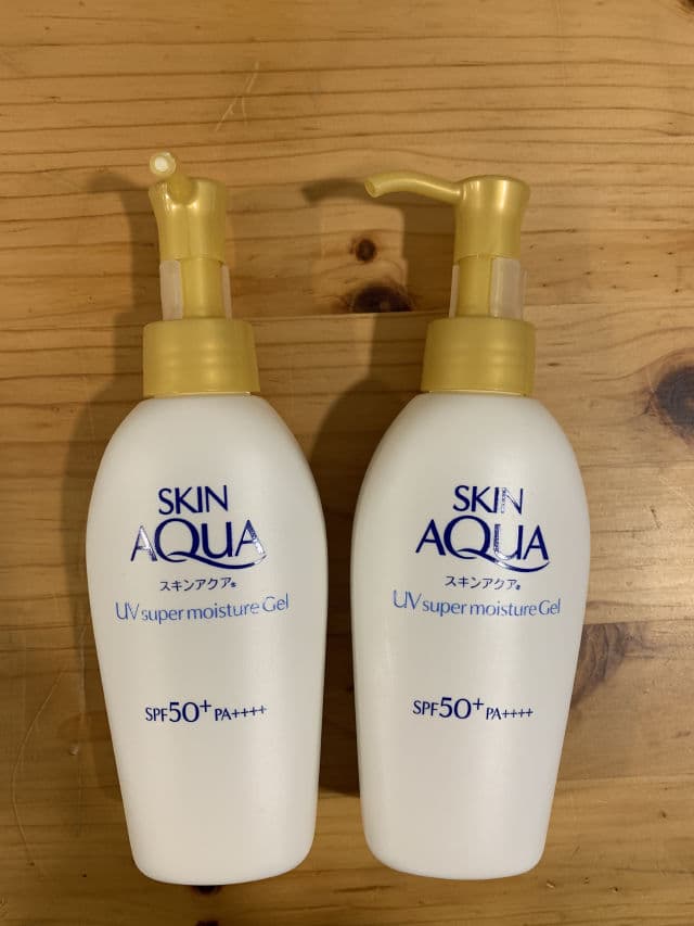 SKIN AQUA UV Super Moisture Gel SPF50+ PA++++ review photo by Herhumanist