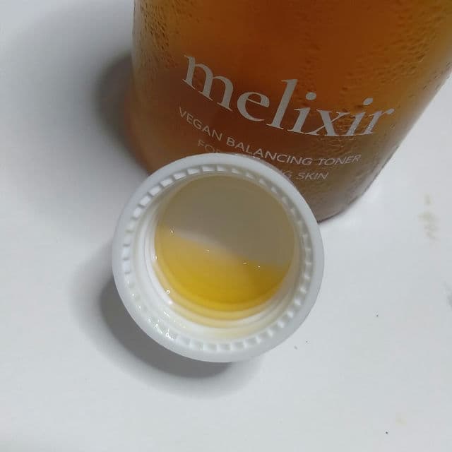 Melixir Vegan Balancing Toner review photo by Hitaradhani