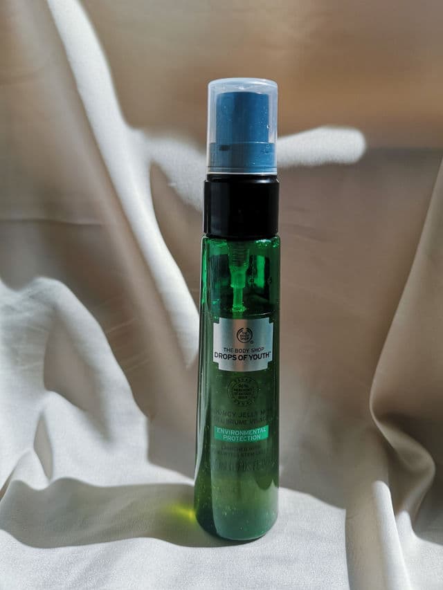 The Body Shop Drops of Youth Bouncy Jelly Mist  review photo by Hudochhy