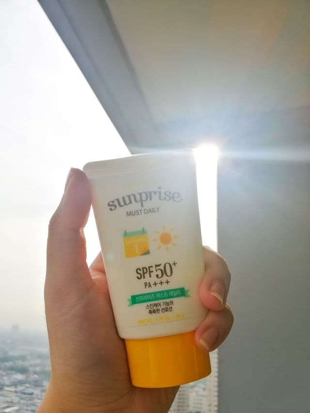 ETUDE Sunprise Must Daily Lotion SPF50+ PA+++ review photo by Hwngnath23