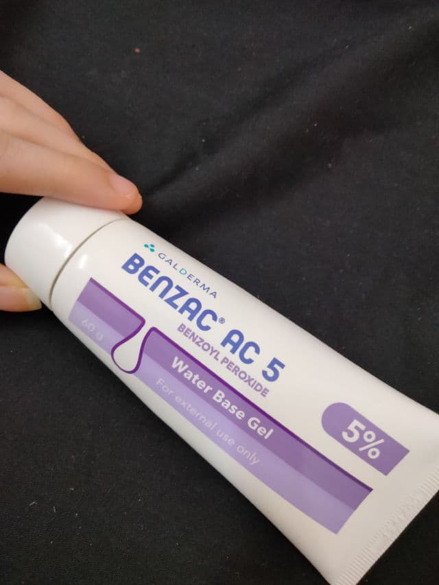 Galderma Benzac Spots Treatment 5% Benzoyl Peroxide review photo by Hxin2