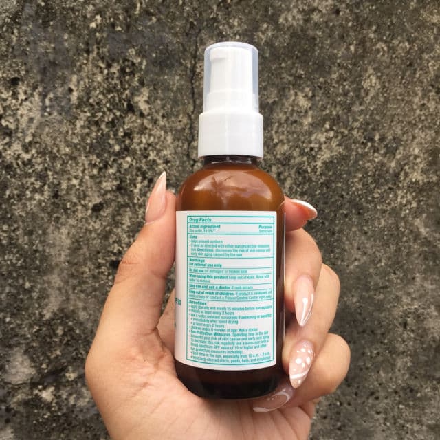 Josie Maran Cosmetics Argan Daily Moisturizer Mineral SPF 47 review photo by Idarmist