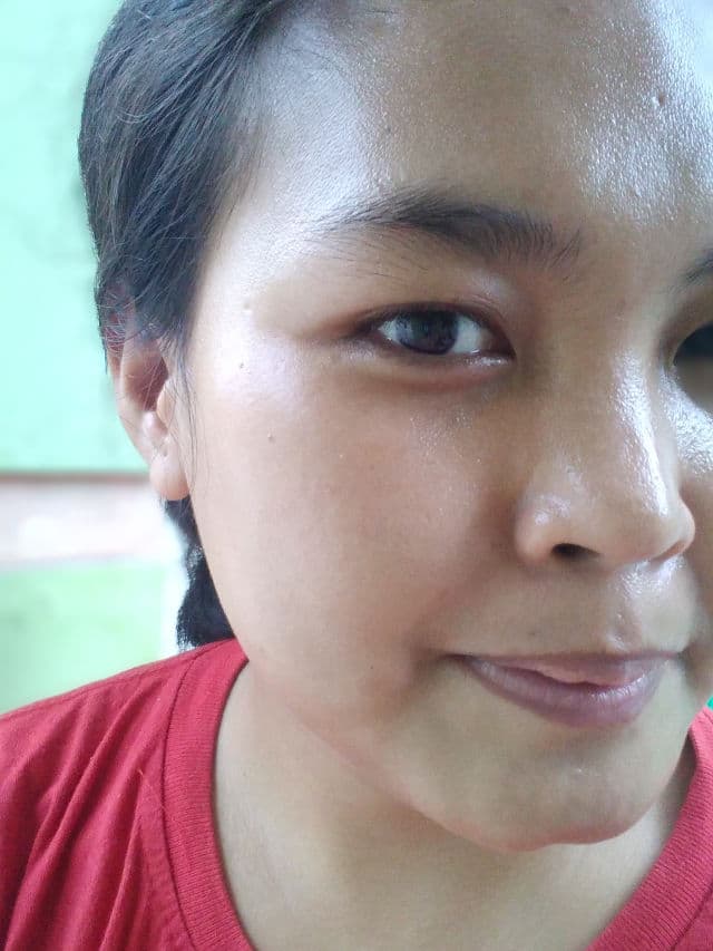 TRUEVE BHA & CICA Acne Serum review photo by Indrimauliddiyah