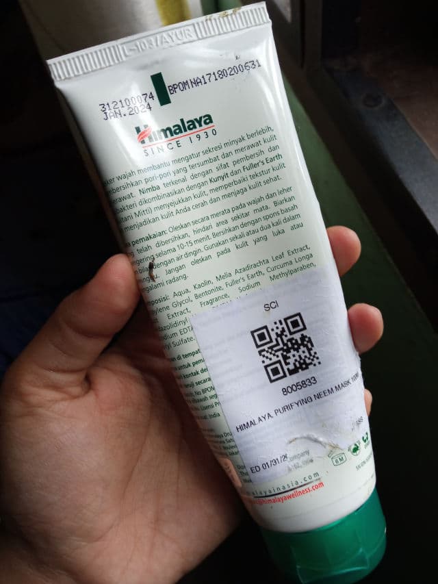 Himalaya Purifying Neem Mask review photo by Irmaliafunna
