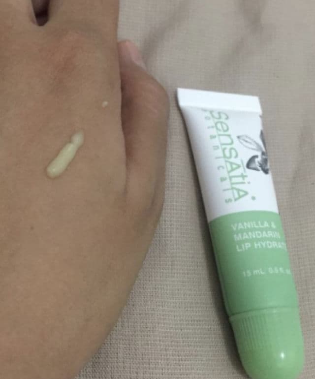 Sensatia Botanicals Vanilla Mandarin Lip Hydrate review photo by Itaaa