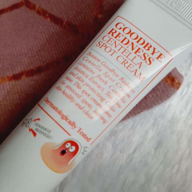 BENTON Goodbye Redness Centella Spot Cream review photo by IvyPedrozo