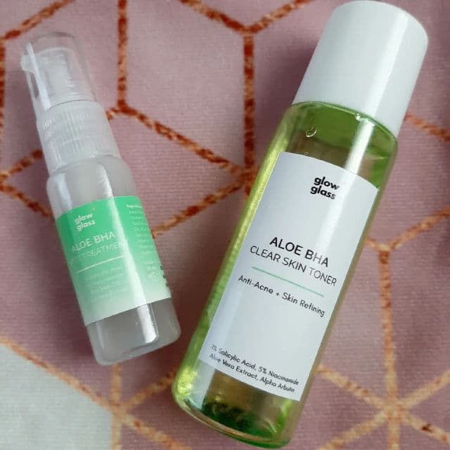 glow glass Aloe BHA Spot Treatment review photo by IvyPedrozo