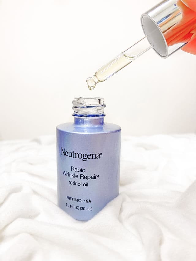 Neutrogena Rapid Wrinkle Repair Lightweight Anti-wrinkle Retinol Facial Oil review photo by Janengz