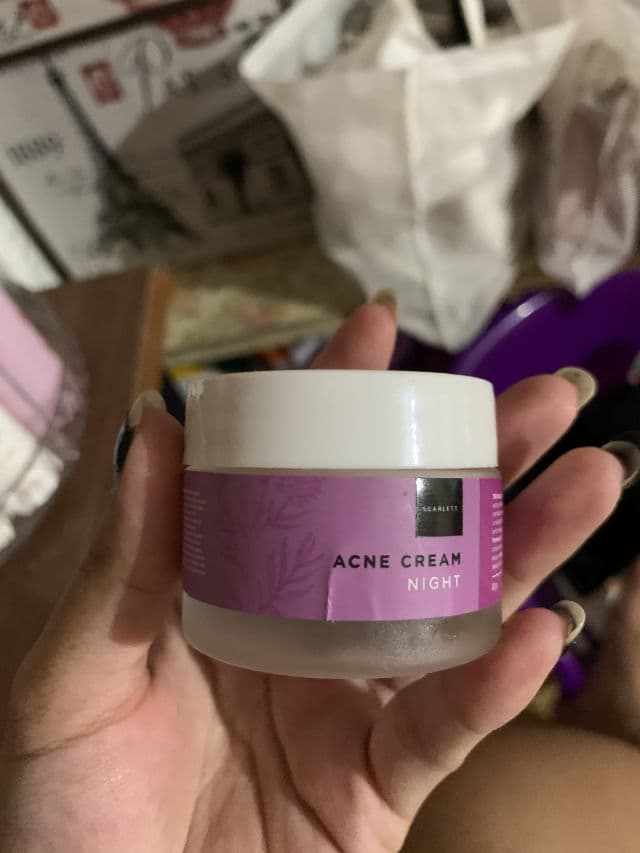 Scarlett Whitening Acne Night Cream review photo by Jeannyangel