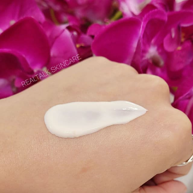 11 Pearls Sunscreen Lotion SPF50+ review photo by JelenaaJekkii