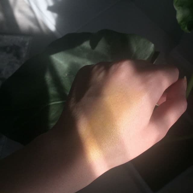 Cocokind Turmeric Spot Treatment review photo by Jennir