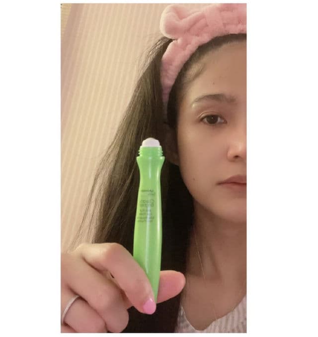 Garnier Nutritioniste Skin Renew Anti-Puff Eye Roller review photo by Jenviz08