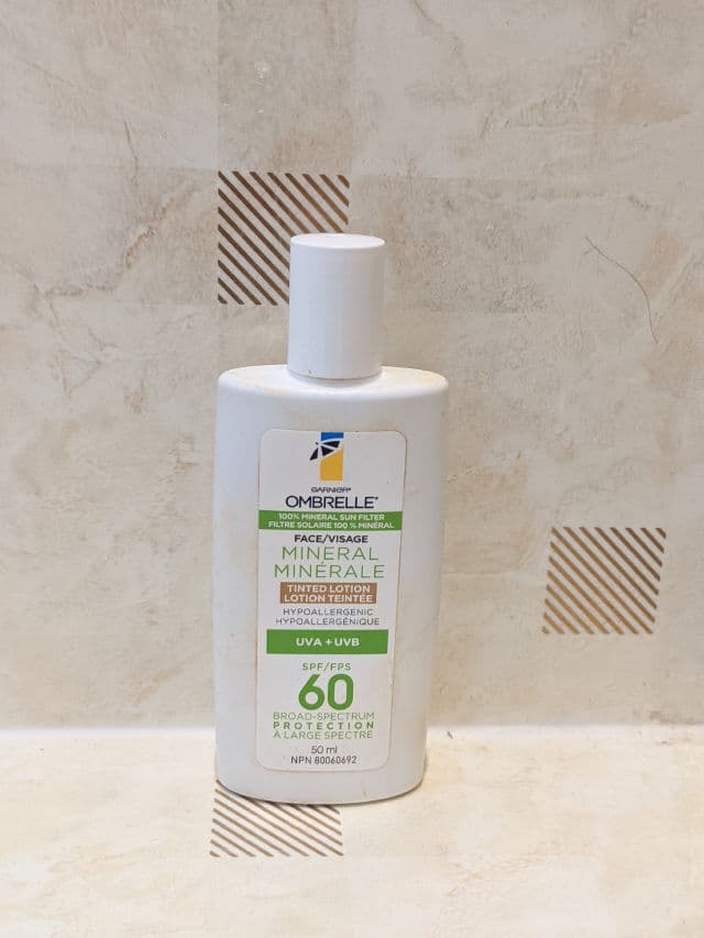 Garnier Ombrelle Tinted Ultra Light Face Mineral Sunscreen Lotion Spf 60 review photo by Jeremy