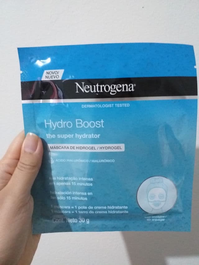 Neutrogena Moisturizing Hydro Boost Hydrating Face Mask review photo by JessKbeauty