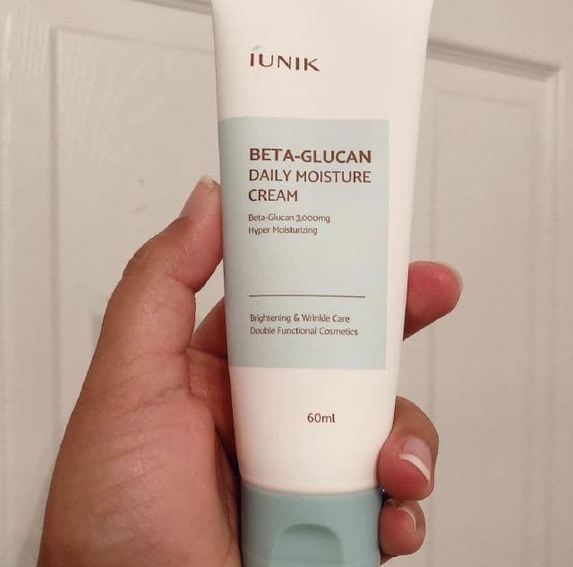 Iunik Beta Glucan Daily Moisture Cream review photo by JessiRU