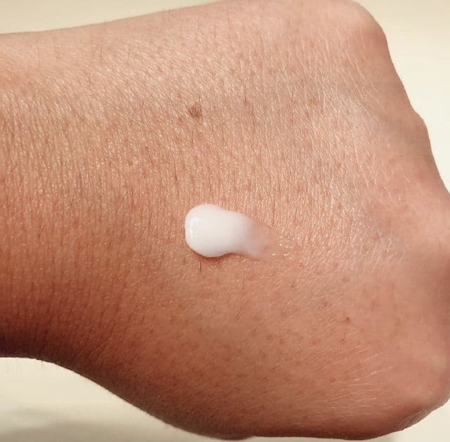 Iunik Beta Glucan Daily Moisture Cream review photo by JessiRU