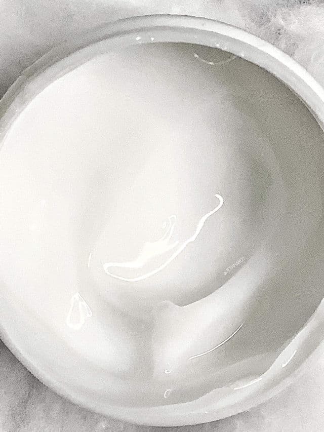 NO FUSS. Natural Moisturizing Factor + HA review photo by Jeth