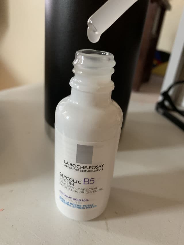 La Roche-Posay Glycolic B5 10% Serum review photo by JhaMan