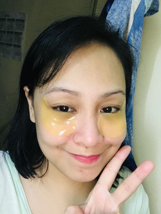 Petitfee Chamomile Lightening Hydrogel Eye Mask review photo by Jhammaey