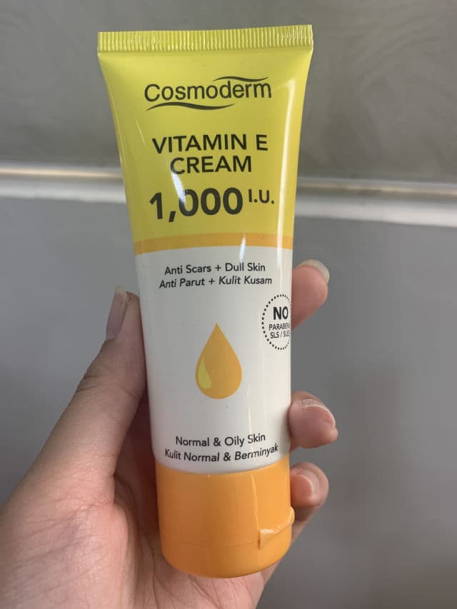Cosmoderm Vitamin E Cream 1000 IU with Rosehip Oil review photo by JoChua