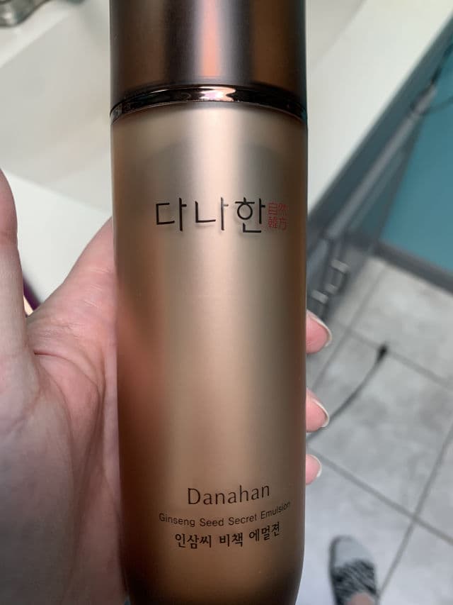 Danahan DANAHAN Ginseng Seed Secret Emulsion review photo by Joell1201