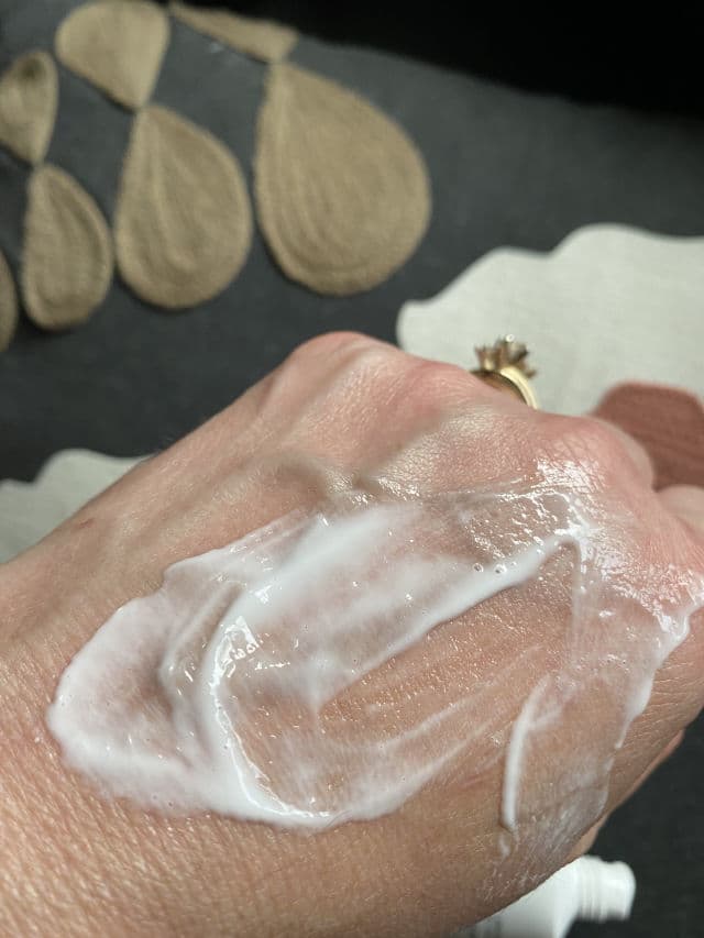 Kimtrue Brightening Hand Cream with Niacinamide review photo by JojoK