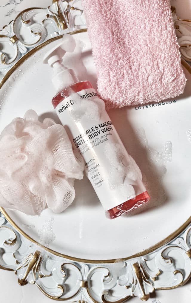 Herbal Dynamics Beauty HydraSoft® Chamomile & Macadamia Gentle Body Wash  review photo by Jonette