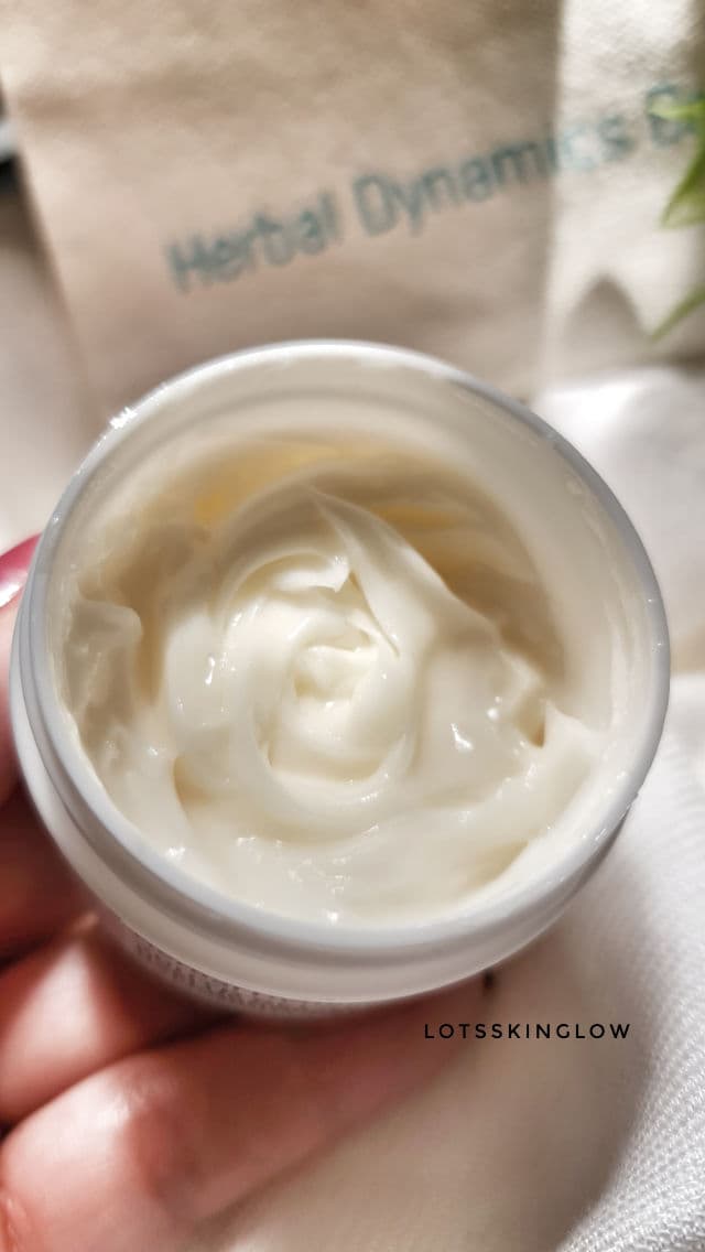 Herbal Dynamics Beauty Youth Refresh® Hyaluronic Acid & Oat Overnight Recovery Mask review photo by Jonette