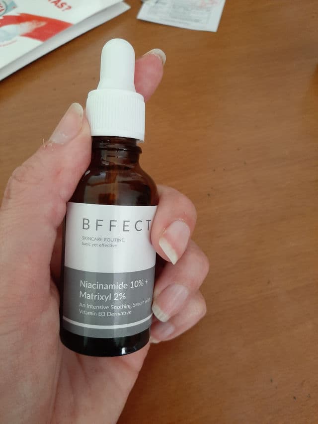 Bffect Niacinamide 10% + Matrixyl 2% review photo by JuditMTeaches