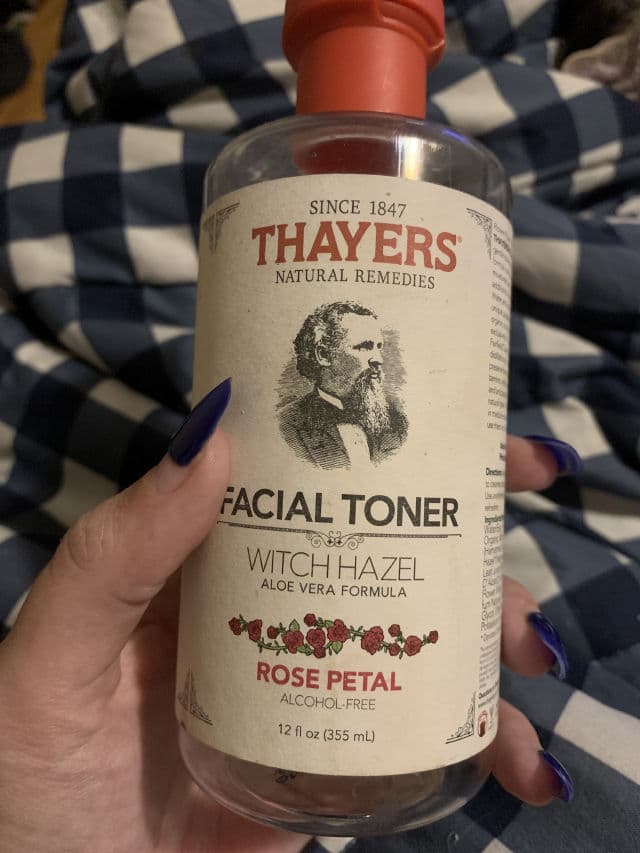 Thayers Unscented Witch Hazel W/Organic Aloe Vera (Alcohol-Free) review photo by Julesbogg