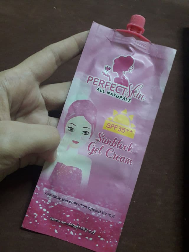 Perfect Skin Sunblock Gel Cream SPF35++ review photo by asteeena