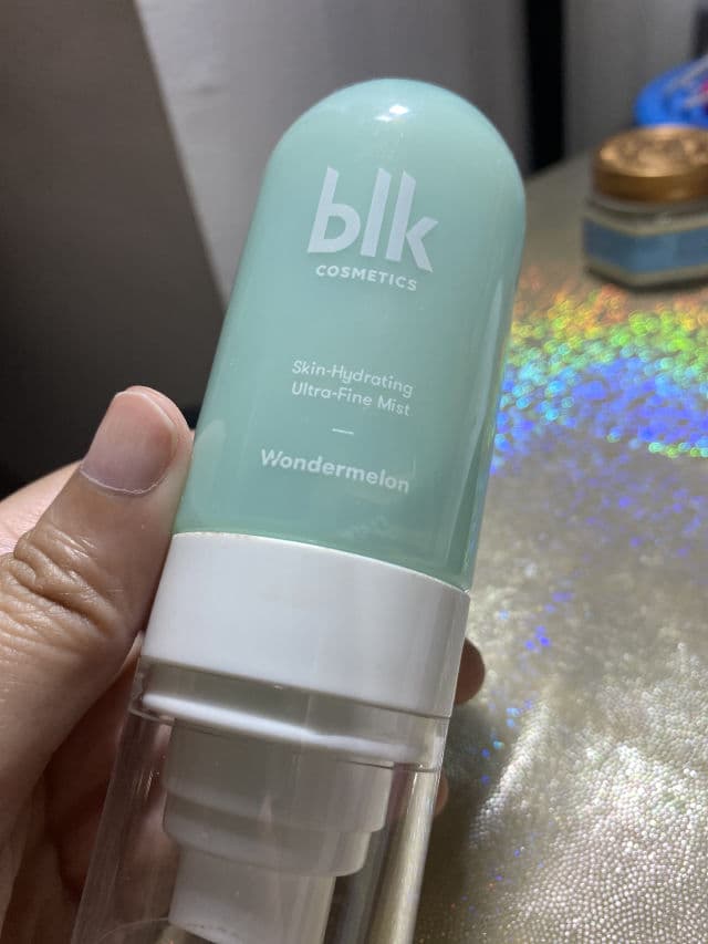 BLK Cosmetics Skin Hydrating Ultra Fine Mist review photo by KAROL