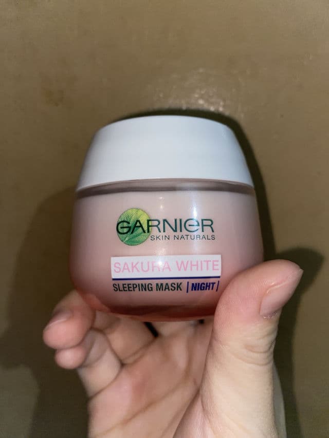 Garnier Sakura White Pinkish Radiance Sleeping Essence review photo by Kaiiixx