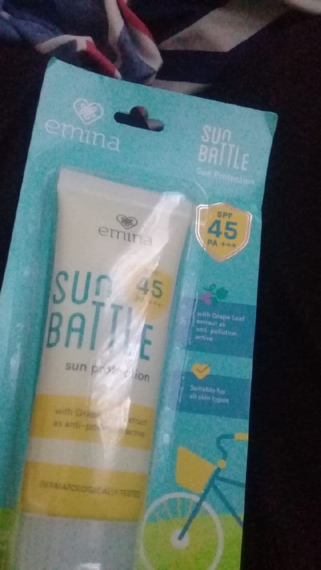 Emina Sun Battle Sun Protection SPF45 review photo by Kalpika