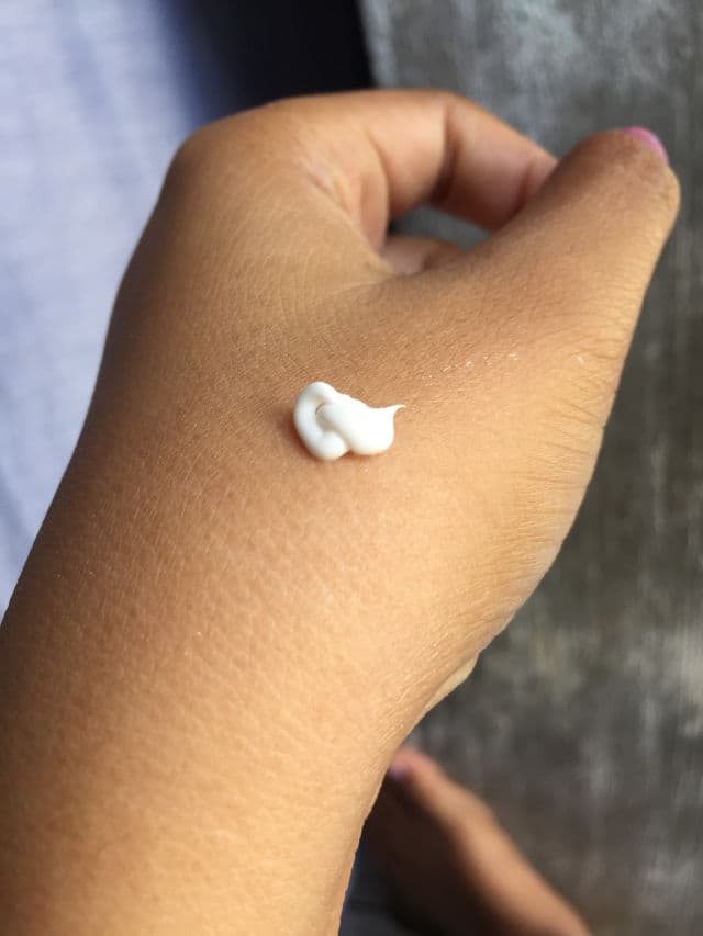 Roceo Lightening & Smoothing Underarm & Skin Fold Serum review photo by Kalpika